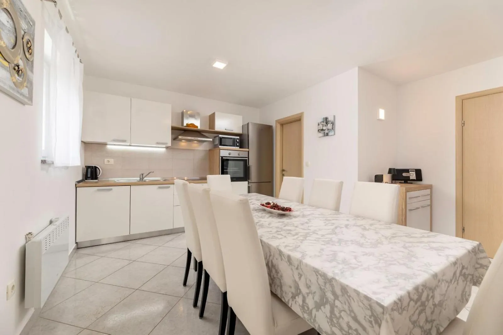 Apartments Jana 1 크르크