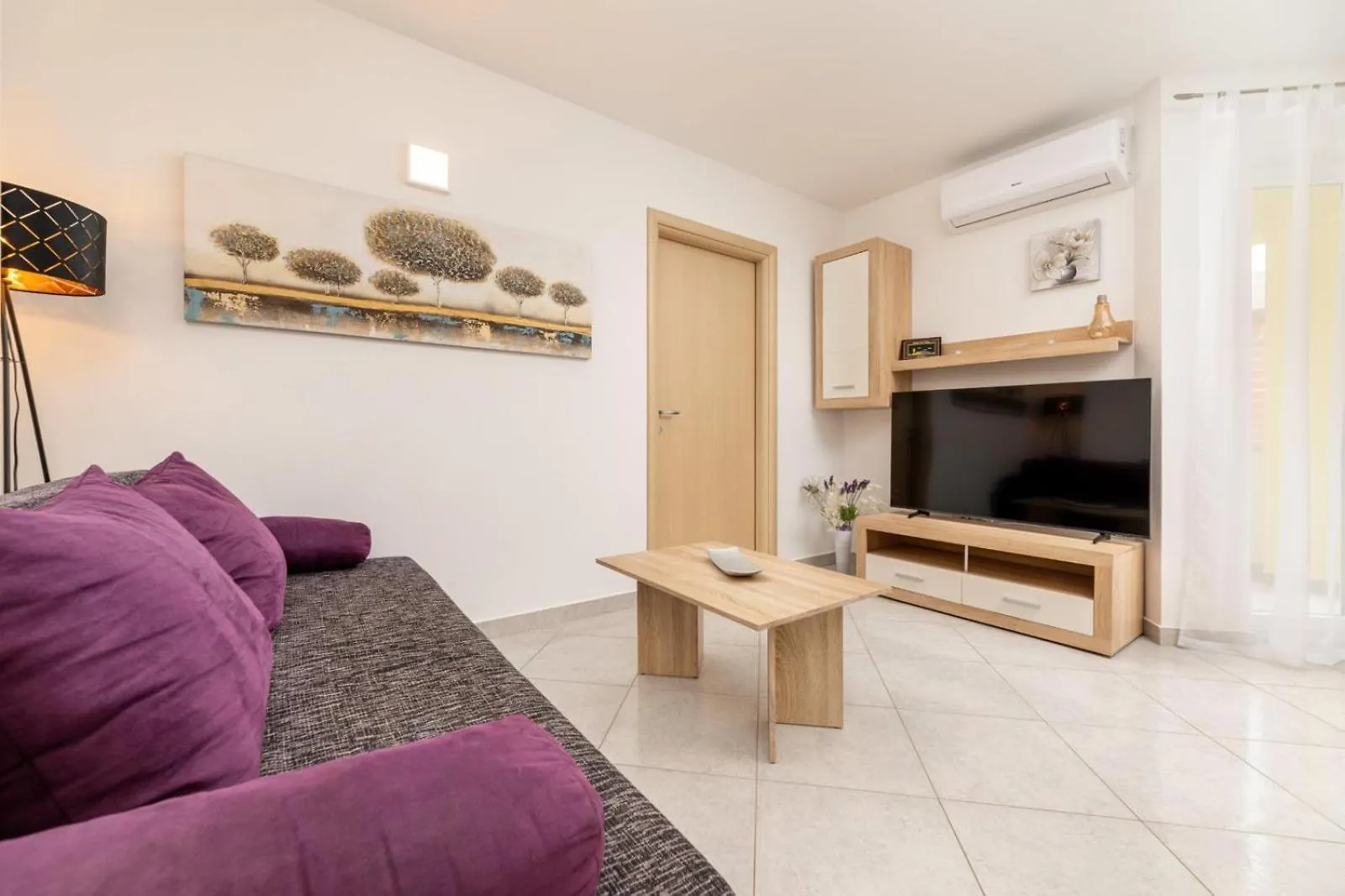 Apartments Jana 1 크르크